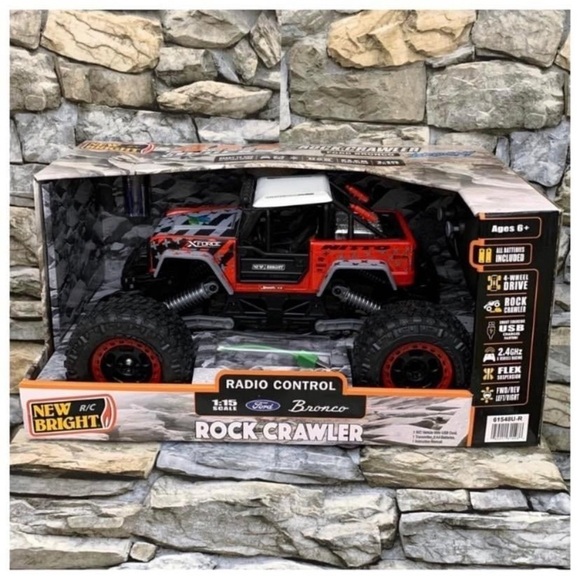 Ford Bronco Rock Crawler Truck 4x4 1:15 Scale Radio Remote Control New Bright - Picture 1 of 5